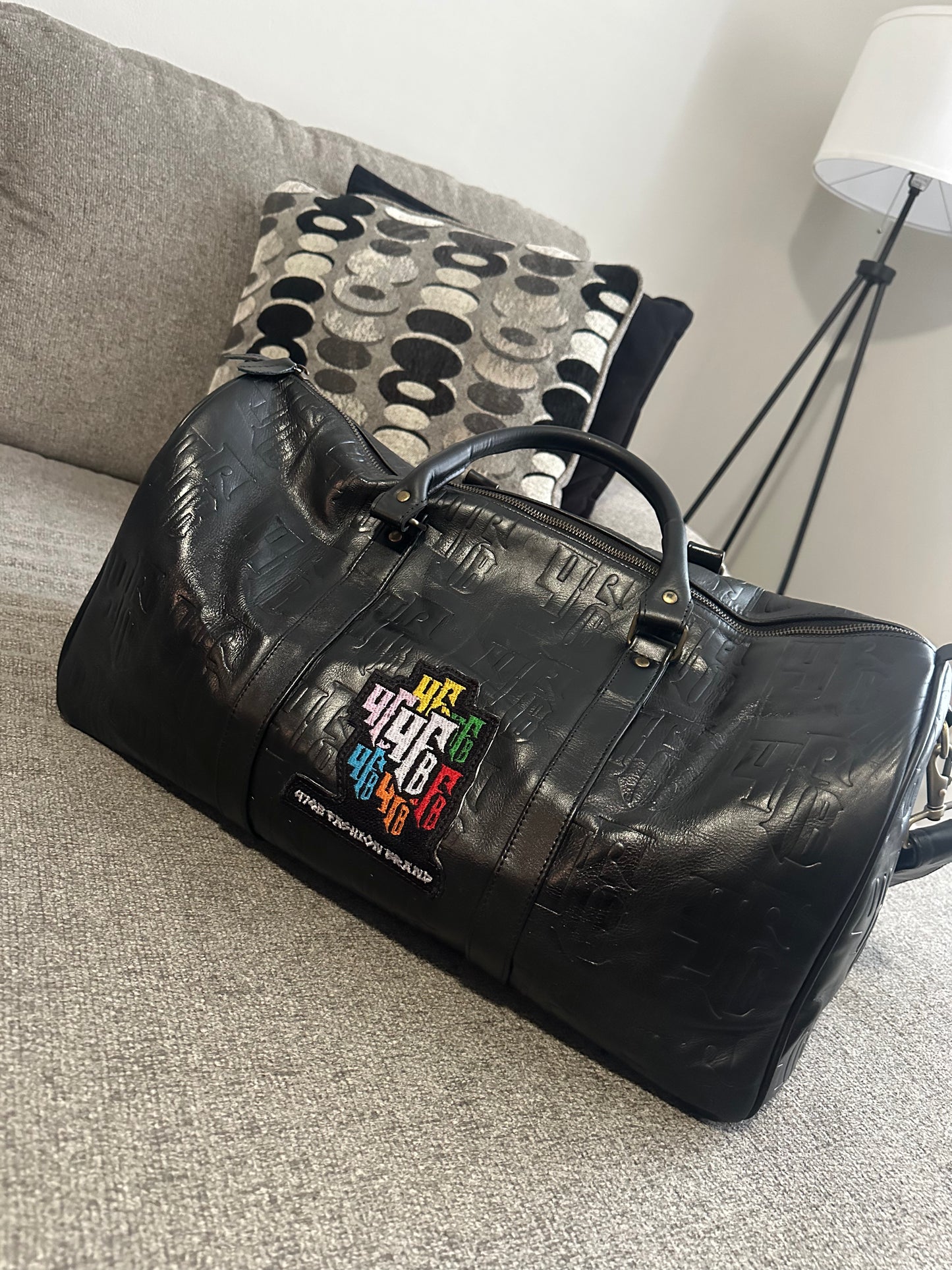 V1 Leather 4708 Travel Duffel bag